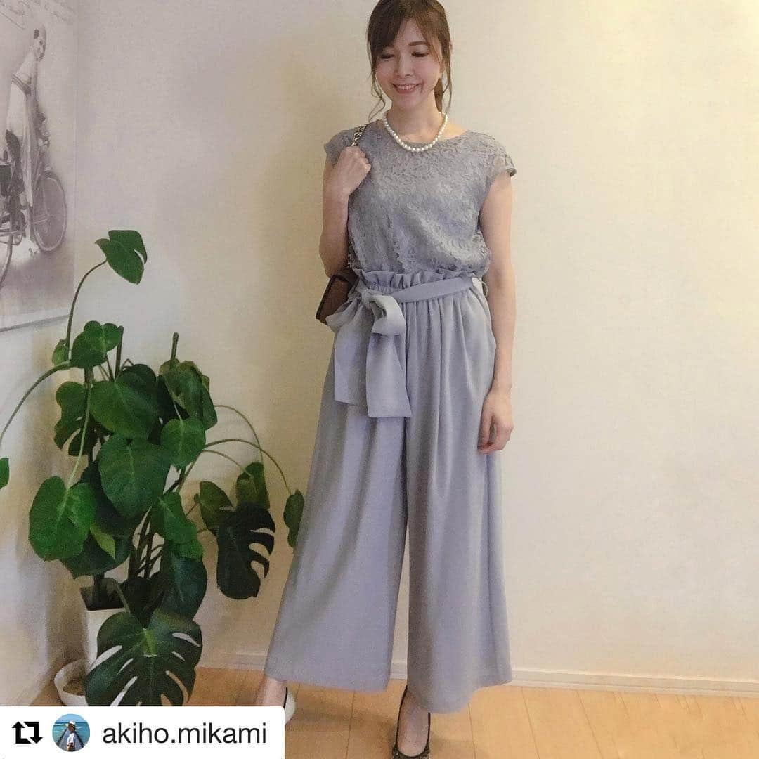 Dorry Dollさんのインスタグラム写真 - (Dorry DollInstagram)「#Repost @akiho.mikami with @get_repost ・・・ . 大人可愛い#ドリードール （@dorry_doll_official）のセットアップドレス👗パンツスタイルって持ってなかったからなんだか新鮮😳✨ . ブルーグレーで、とっても綺麗なカラー💕トップスはレースなのでお上品でアラサーにもぴったりです☺️ お呼ばれドレスって、結局あまり使う機会がないけど… これならセットアップなので別々に普段から着れるのでなんだかお得感満載です☺️ . #DorryDoll #ドレス#大人可愛いコーデ  #パーティー#パーティードレス #結婚式#結婚式コーデ #結婚式お呼ばれ #コーデ#ootd#ドレスアップ #セットアップ#セットアップドレス#パンツスタイル#アラサー #tbt#instagood#followme#love#instafollow#l4l #happy#photooftheday」4月11日 22時18分 - dorry_doll_official