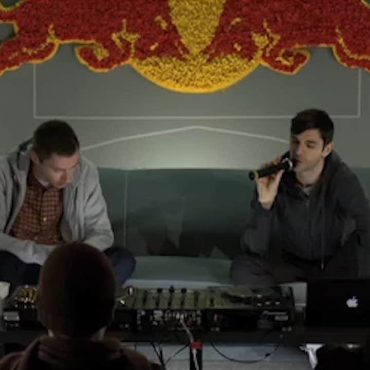 Red Bull Music Academyのインスタグラム：「25 years of one of the most important electronic labels ever: Watch RBMA lecturers pay tribute to @metalheadzmusic at the link in our bio. #metalheadz #drumandbass」
