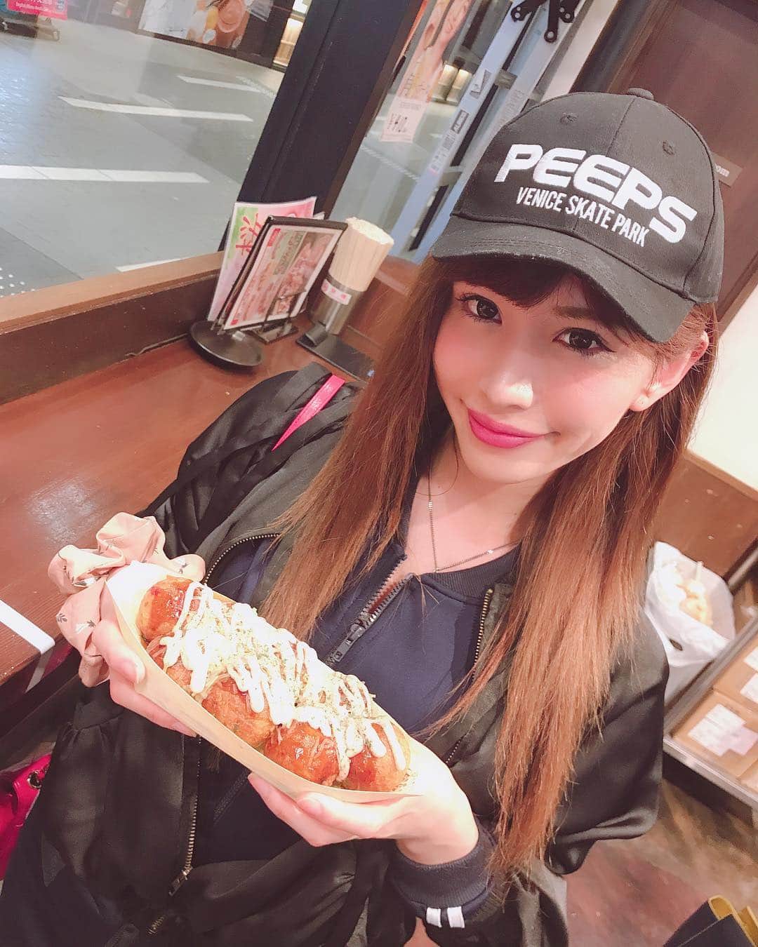 橘芹那のグルメインスタ