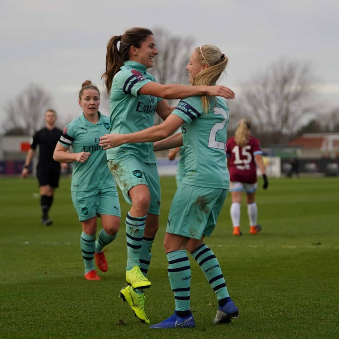 Arsenal Ladiesさんのインスタグラム写真 - (Arsenal LadiesInstagram)「👏 @bethmead_ on being named March @fawsl Player of the Month 💥」4月11日 23時31分 - arsenalwfc