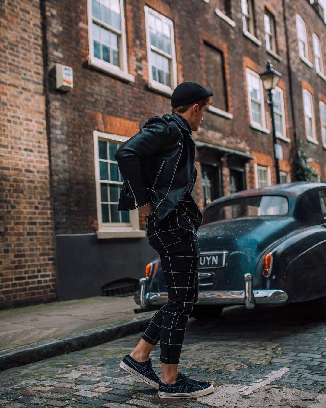 のインスタグラム：「@byollieb style on point wearing the Quota II Luxe trainer 🙌🏽 #golaclassics #styleinspo #styleinfluencer #ootd」