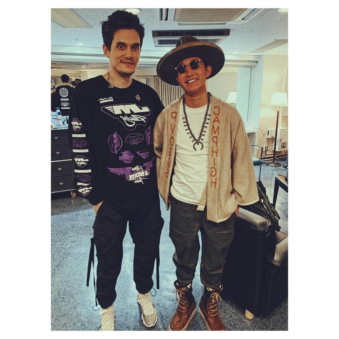 平井大さんのインスタグラム写真 - (平井大Instagram)「ジョンと僕。  #JOHNMAYER」4月11日 23時58分 - hirai_dai_official