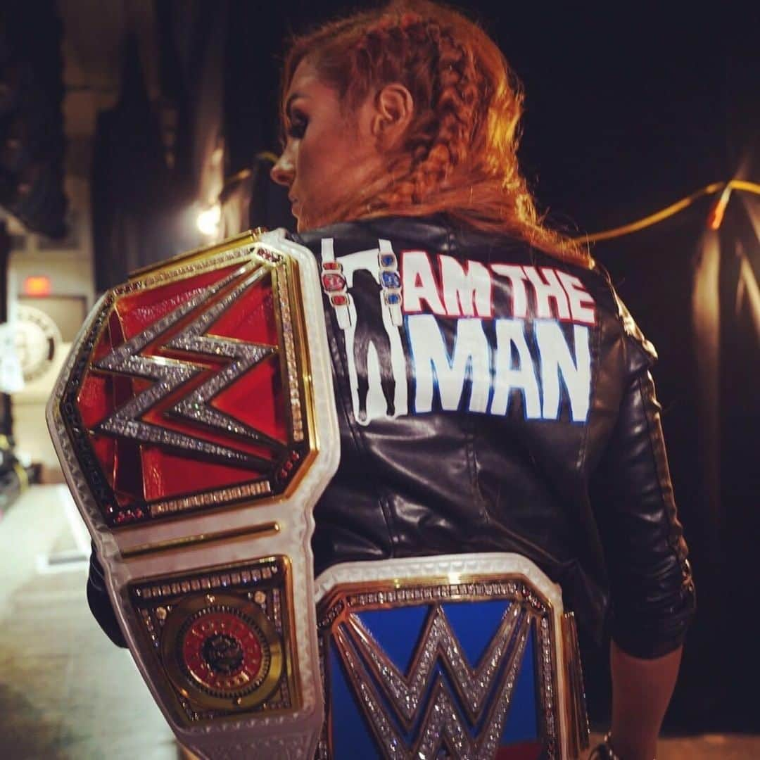 WWEさんのインスタグラム写真 - (WWEInstagram)「#Becky2Belts @beckylynchwwe」4月12日 1時00分 - wwe