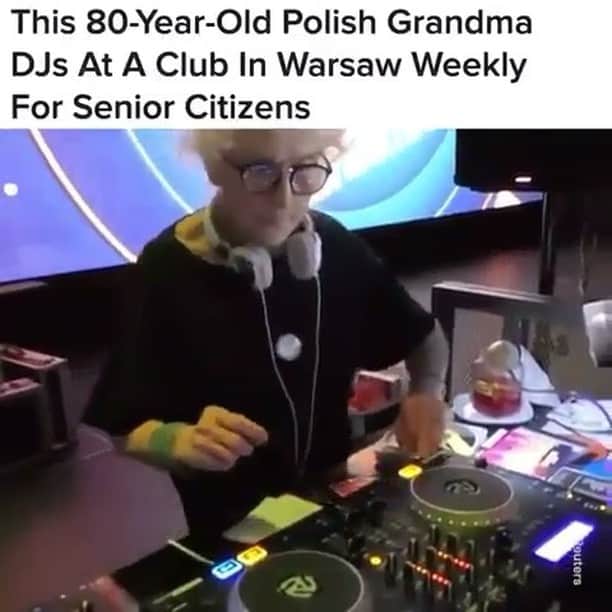 ファンクマスター・フレックスのインスタグラム：「DJ WIKA-80yr old Grandma killing it!!! Good Vibes Only!!! She’s blessed!!! Via: @djtangorey x @buzzfeednews」