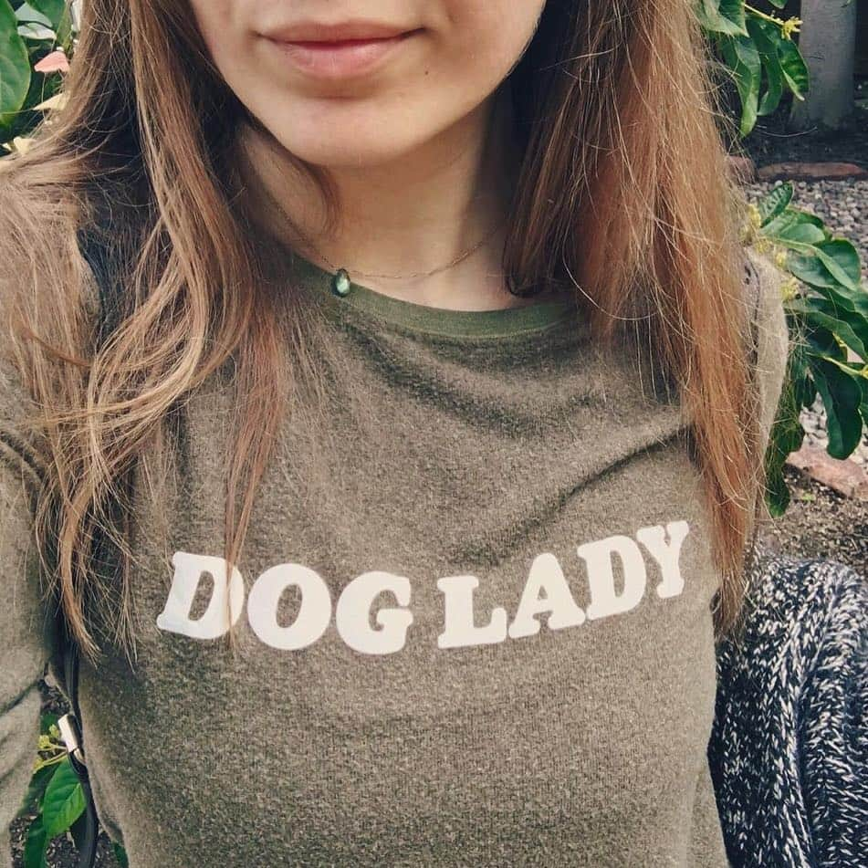 ワイルドフォックスクチュールさんのインスタグラム写真 - (ワイルドフォックスクチュールInstagram)「Anyone else a dog lady like @blair_rose? #nationalpetday #wildfox #wildfoxsweatshirt #doglady #dogs #puppy #mustlovedogs」4月12日 1時23分 - wildfoxcouture