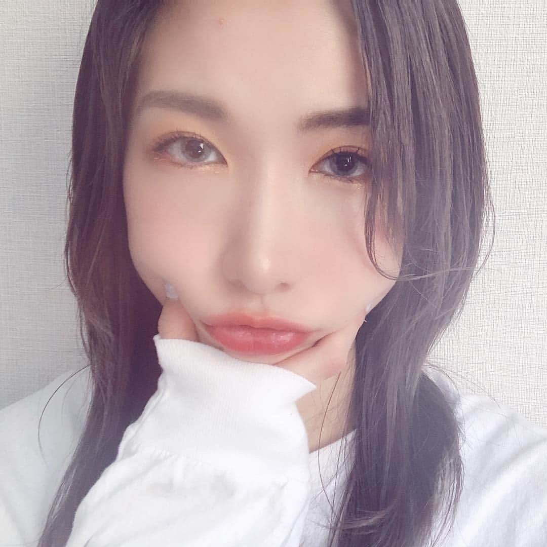 中嶋イッキュウさんのインスタグラム写真 - (中嶋イッキュウInstagram)「purple eyes and keeping zits」4月12日 12時20分 - ikkyu193