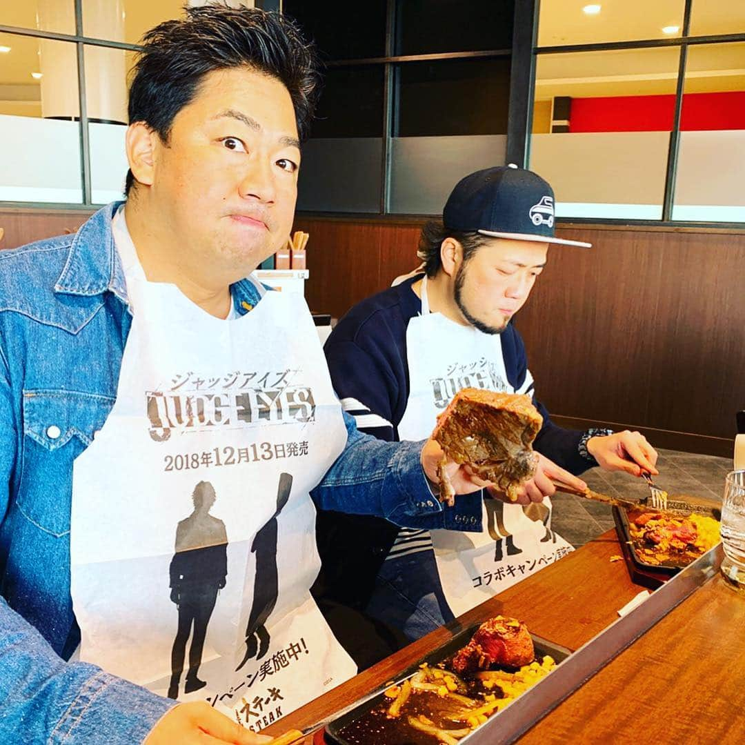 川原豪介さんのインスタグラム写真 - (川原豪介Instagram)「今月もやりまーす‼️漫才&トークライブ‼️新ネタ漫才やりますよ！チケット予約はお早めに‼️ぬんっ！ 📩チケット予約📩 blue_river19992000@yahoo.co.jp (お名前、ライブタイトル、チケット枚数)」4月12日 12時27分 - blueriver_kawa