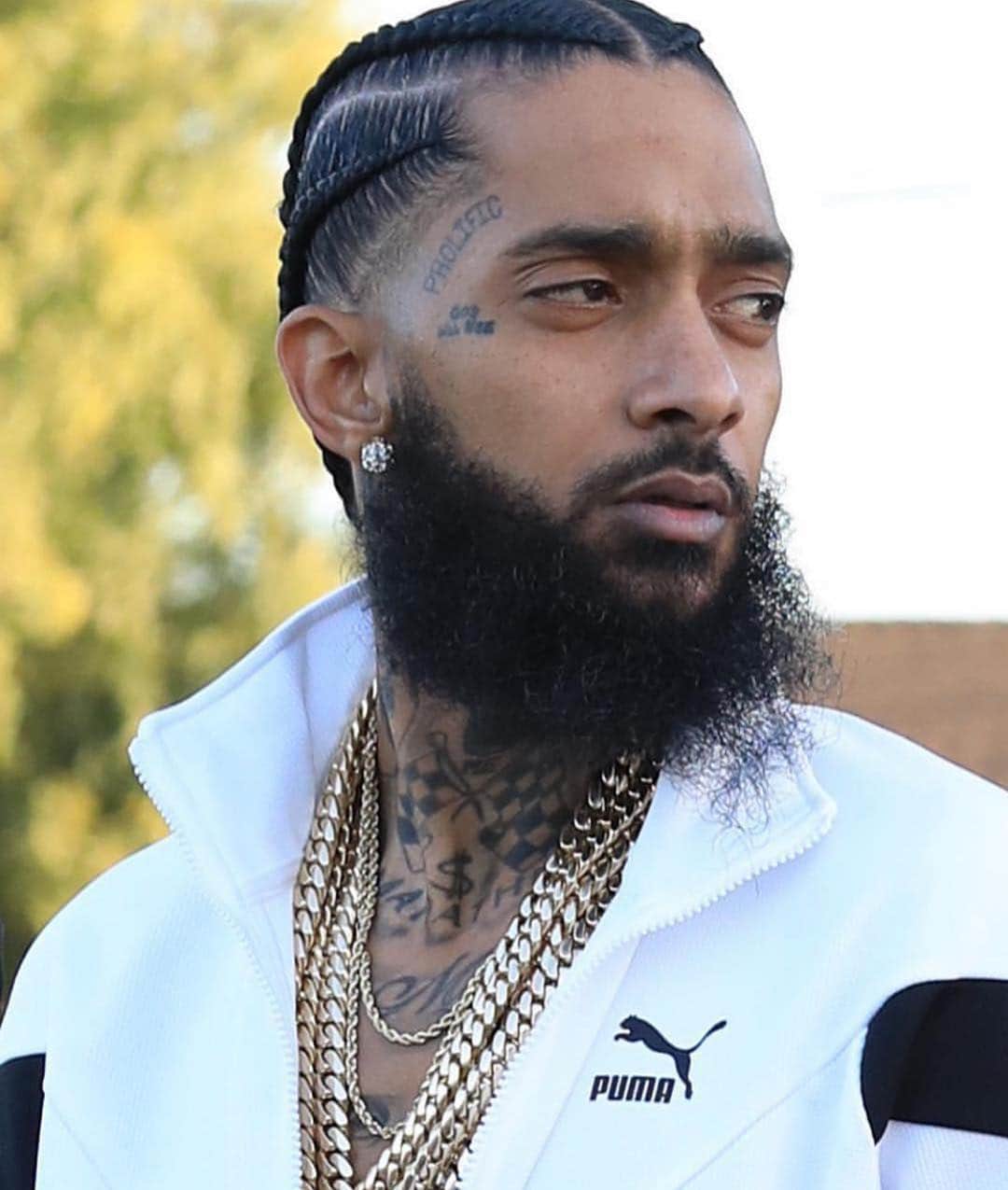 マイケル・B・ジョーダンのインスタグラム：「Nip the outpour of love that surrounded your celebration of life today is just a reflection of the impact you had not only on LA but the whole world bruh. Believe me we gonna miss you. You're presence is felt here in everyway. The Marathon continues 🕊🕊🕊🙏🏾🙏🏾🙏🏾💙💙💙」