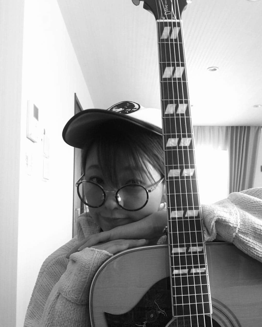 松本さゆきのインスタグラム：「4月14日 名古屋、きてくれますか？  第１部限定１０名様 第２，３，４，５部限定７名様 http://www.emotion-c.com/ 松本さゆきで探して下さい😁 #エモーション撮影会」