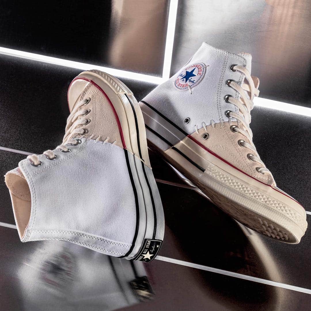 HYPEBEASTさんのインスタグラム写真 - (HYPEBEASTInstagram)「@hypebeastkicks: Here’s a first look at @converse’s Chuck 70 "Reconstructed,” created in partnership with @slamjamsocialism. Both of the pairs take on a “Frankenstein”-esque aesthetic marked by prominent stitched lines that offer two looks in one shoe. Look for them to launch on April 13 exclusively at the Converse Studio 70 pop-up powered by Slam Jam in Milan. It will then be available at Slam Jam’s website and store beginning April 15. Photo: Converse」4月12日 11時40分 - hypebeast