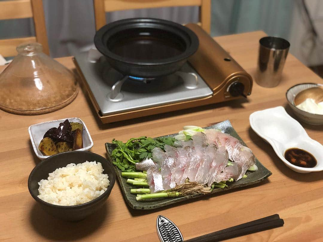 山縣亮太さんのインスタグラム写真 - (山縣亮太Instagram)「芹は本当に美味しい。おすすめ。 #春の七草 #せり #特に根の部分」4月12日 11時58分 - y.ryo34