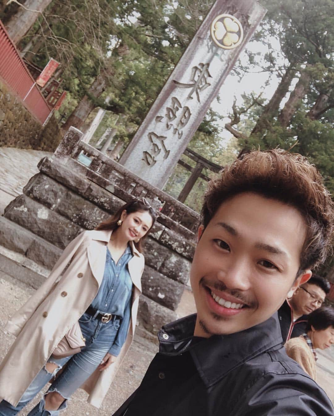 椿彩加さんのインスタグラム写真 - (椿彩加Instagram)「. 那須・日光観光🐒⛩ . 那須でよくわからない アジアンオールドバザール とか吊り橋と恋人の聖地 行ったりお菓子の城とか またこれもよく分からない所 からの日光東照宮🚘 若干の雨なうえ、寒すぎて上まで行くのも 軽い修行だったけど楽かった♬ .」4月12日 12時03分 - ayaka_tsubaki23