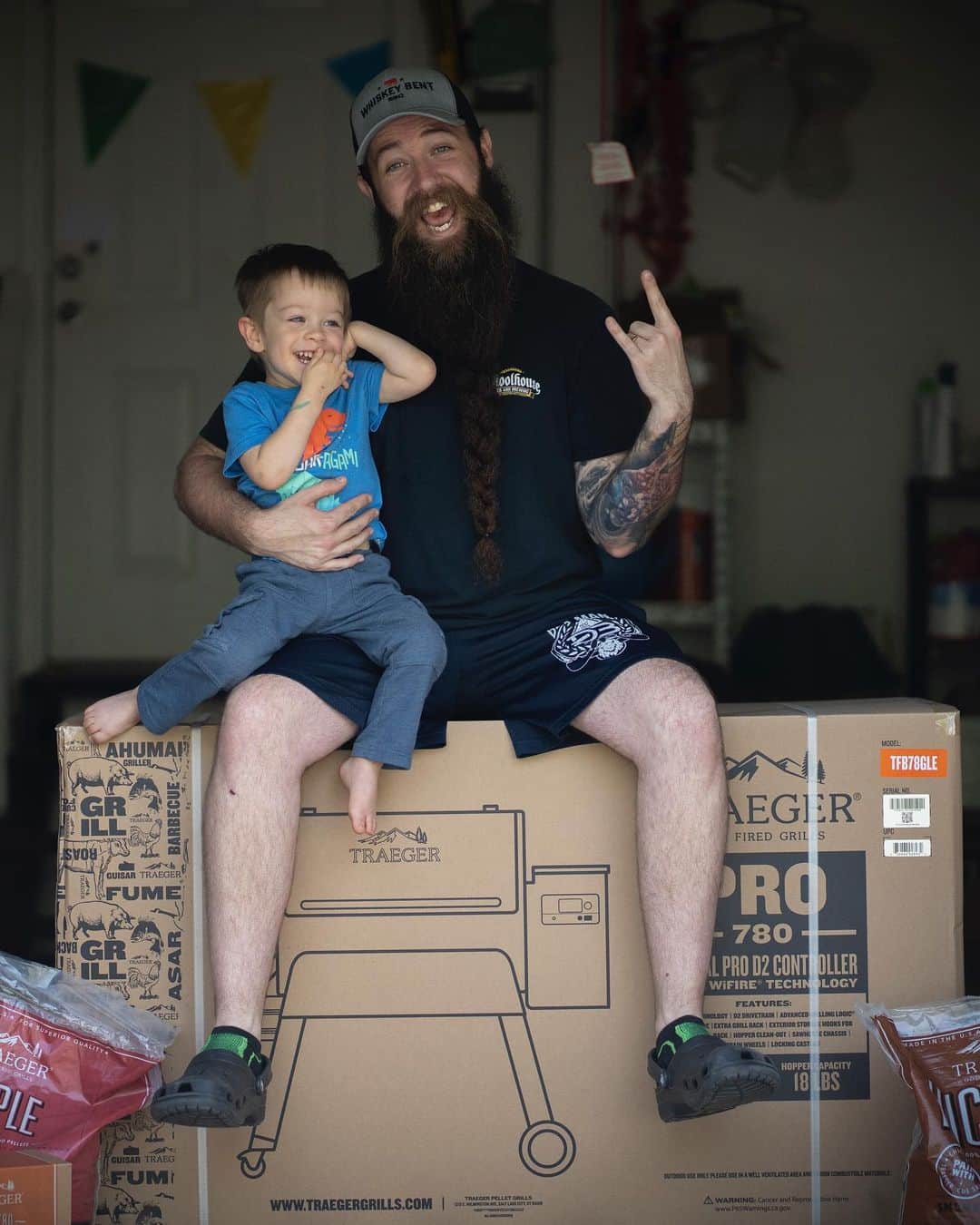 Dream Beardのインスタグラム：「Top 3 best days of my life! 1) Wedding 2) Baby 3) Today @traegergrills  #traegering」