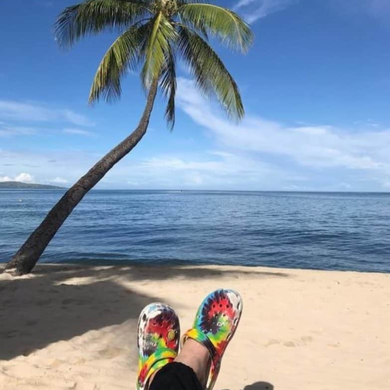 クロックスさんのインスタグラム写真 - (クロックスInstagram)「Lookin’ like a default desktop screen saver 😎」4月12日 4時04分 - crocs