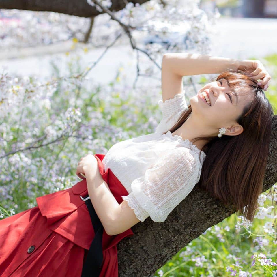 藤澤友千菜さんのインスタグラム写真 - (藤澤友千菜Instagram)「🌸 #桜シリーズ 4月中に全部アップしなきゃ 季節外れになっちゃう( ´⚰︎` ) あ、おはようございます♥️ #goodmorning  #cherryblossom  #followme #fashion #model #japanesegirl #藤澤友千菜」4月12日 5時01分 - yuchina1207