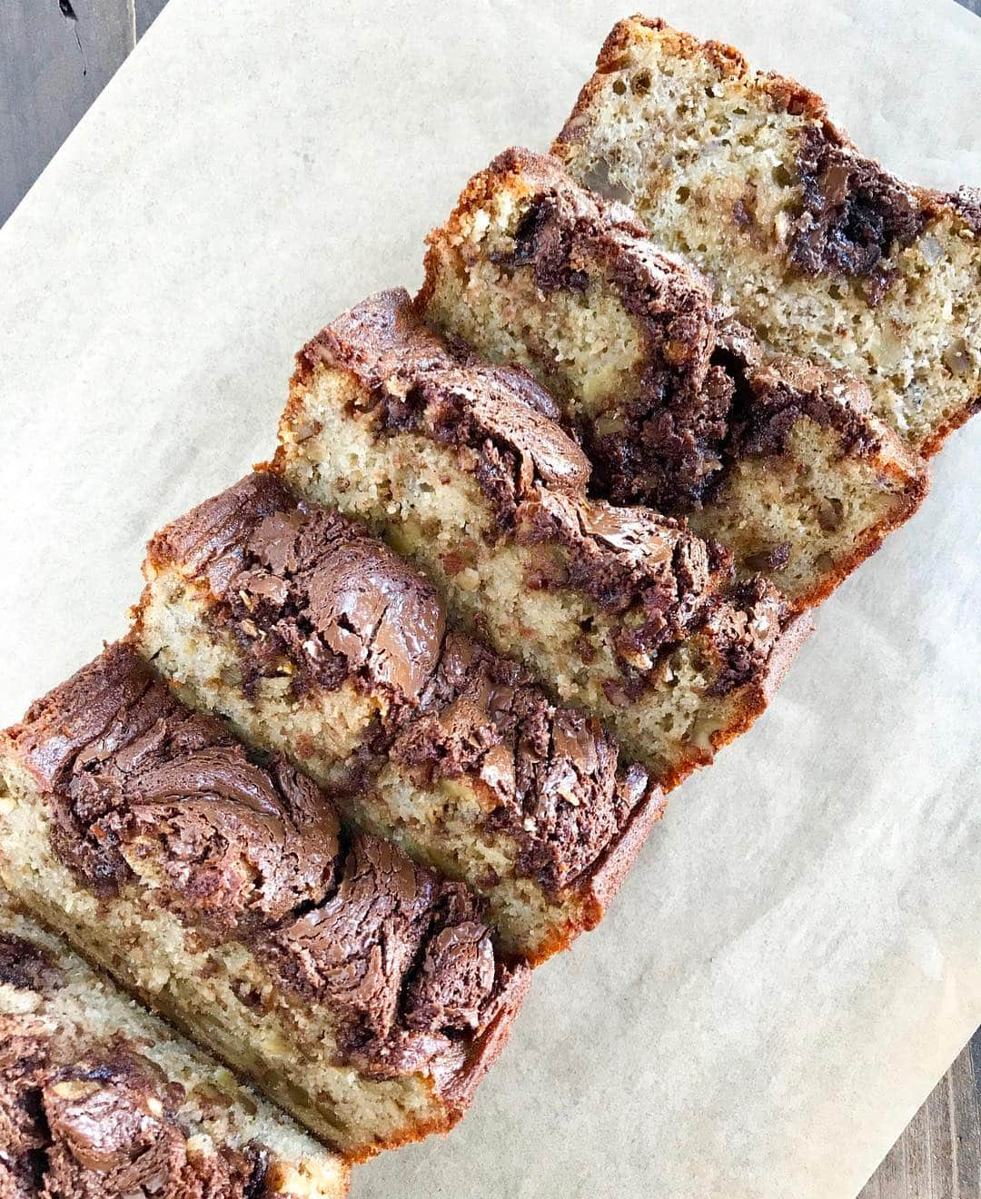 Easy Recipesさんのインスタグラム写真 - (Easy RecipesInstagram)「Nutella Banana Nut Bread you will never stop eating 😋! Save and make it this weekend for your family. Full recipe link in my bio: . https://www.cookinwithmima.com/nutella-banana-nut-bread/  #thekitchn #food52 #feedfeed #wholefoods #allrecipes #buzzfeedtasty #vegetarian #yahoofood #tohfoodie #tasteofhome #tastingtable #realsimple #eatingwell #cookinglight #bonappetit #huffposttaste #buzzfeedfood #marthafood #TODAYfood #FOODWINEWOMEN #onthetable #recipes #foodporn #food #foodie #dessert #nutella」4月12日 4時56分 - cookinwithmima