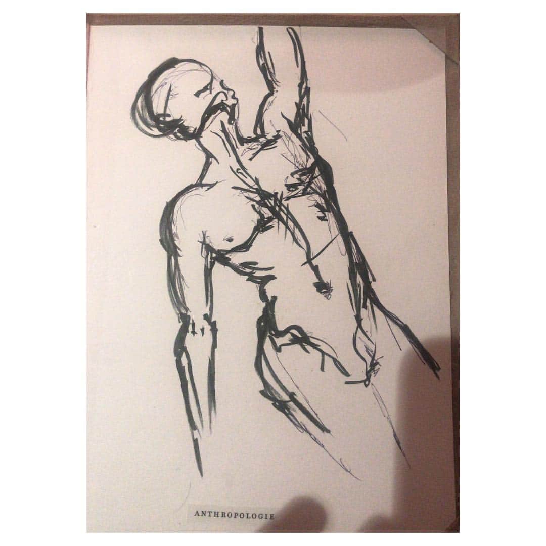 アナ・ウラルのインスタグラム：「Doodle schmoodle #iartthings #art #drawing on my lovely #anthropologie notebook #thedogatemyhomework #sketch #muji #black #ink」