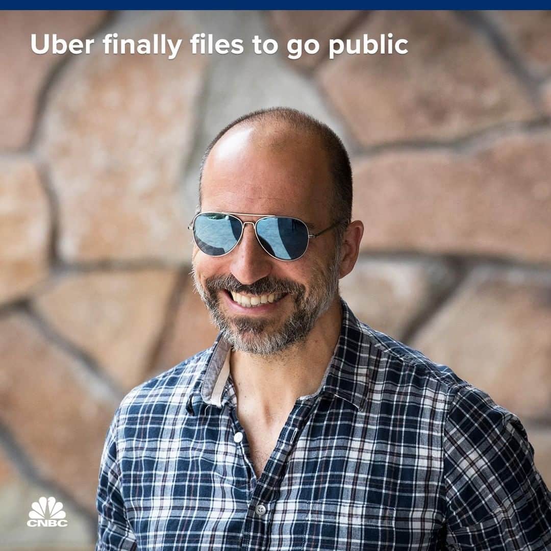 のインスタグラム：「Uber is latest contender to release a prospectus in a very busy IPO season. The company will list on the @NYSE under the symbol “UBER.”⁣ ⁣ The company reported 2018 revenue of $11.27 billion. It also posted a net income of $997 million in 2018, but an adjusted EBITDA loss of $1.85 billion.⁣ ⁣ You can read more on the IPO, at the link in bio.⁣ ⁣ *⁣ *⁣ *⁣ *⁣ *⁣ *⁣ *⁣ *⁣ ⁣ #Uber #IPO #tech #NYSE #Finance #BusinessNews #DaraKhosrowshahi #SiliconValley #Technology #RideShare #Business #CNBC」