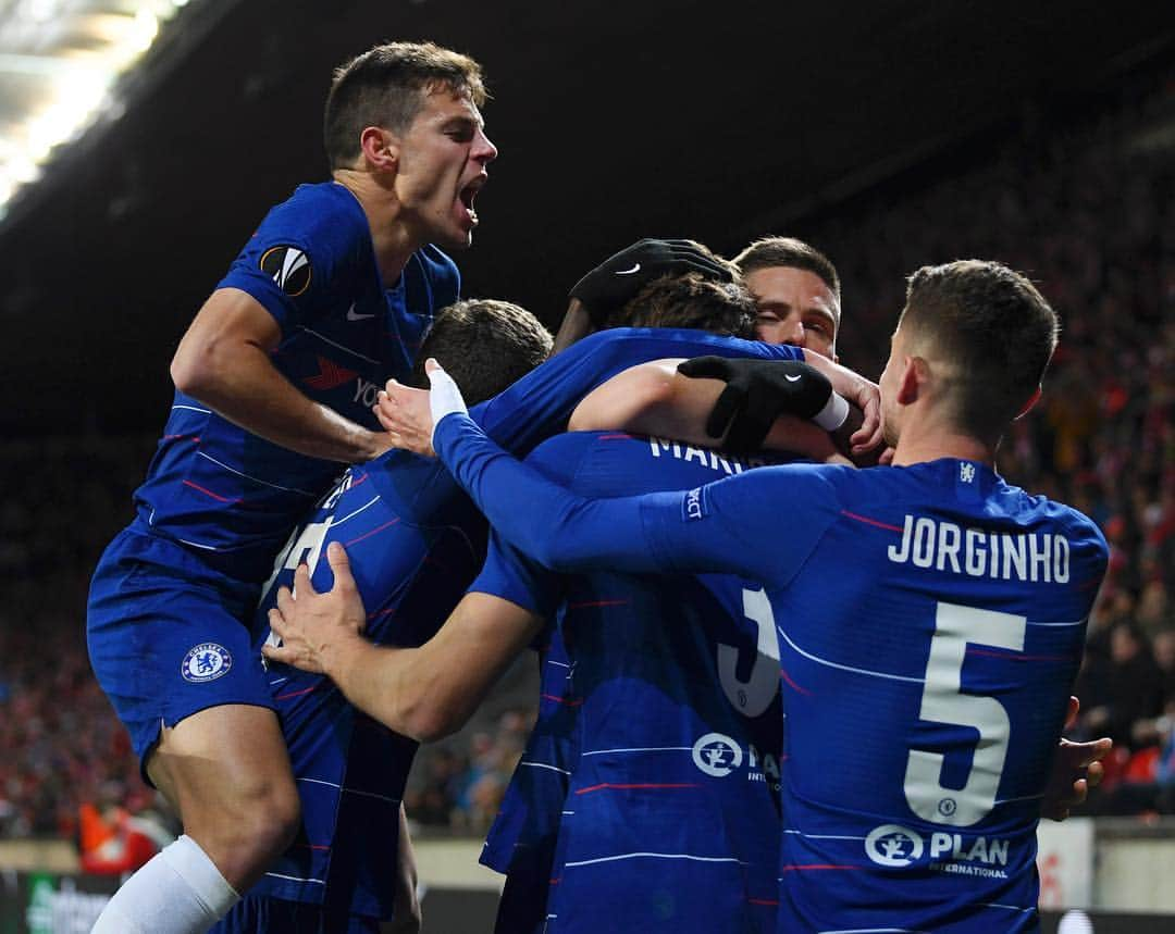 チェルシーFCさんのインスタグラム写真 - (チェルシーFCInstagram)「FT: Slavia Prague 0-1 Chelsea! The Blues have the advantage in this quarter-final tie! 💪🔥 #SLACHE #CFC #Chelsea」4月12日 6時07分 - chelseafc