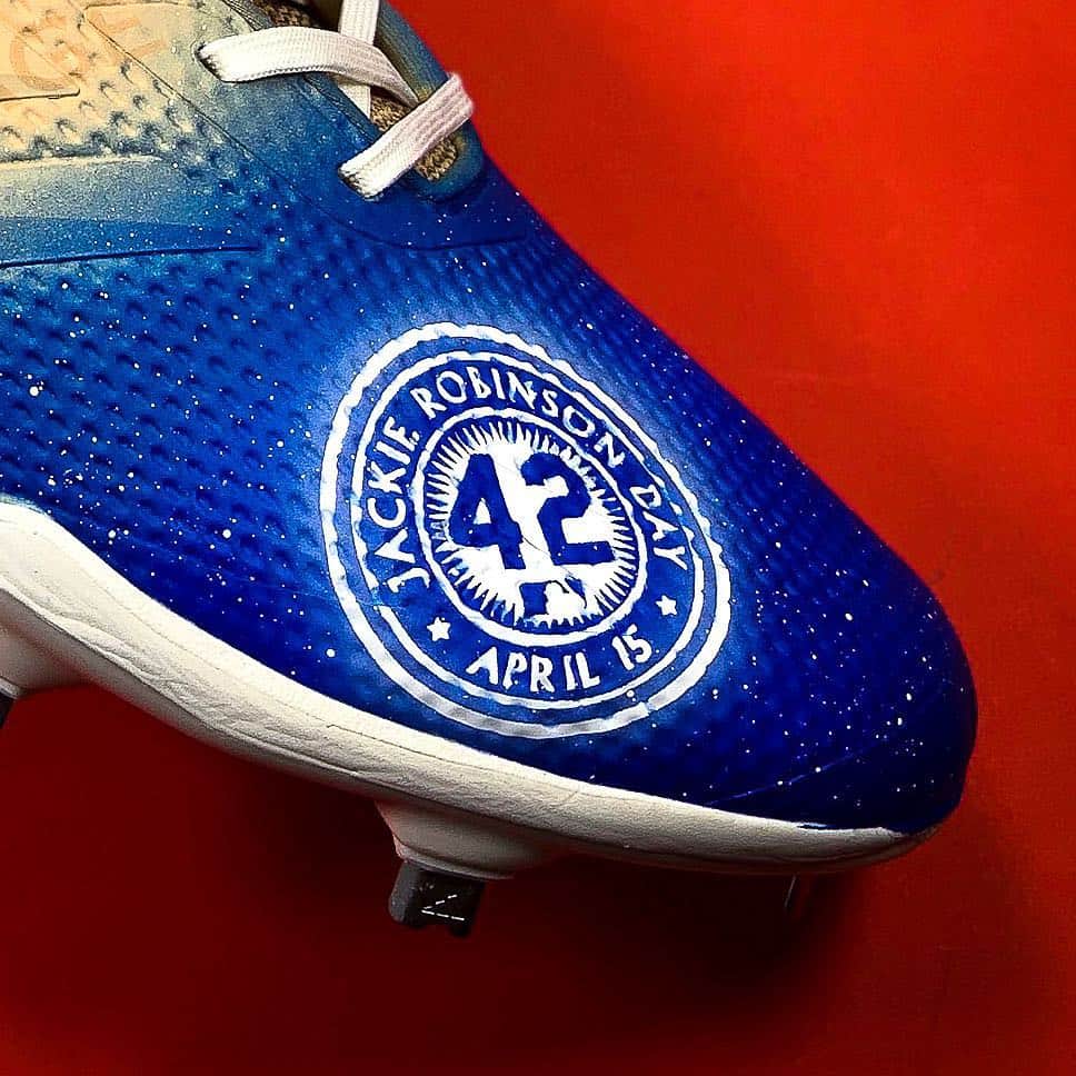デライノ・デシールズ・ジュニアのインスタグラム：「Make sure you swipe ➡ for a sneak peak of that 1 of 1 🔥 from my guy @Kickstradomis in honor of @MLB’s Jackie Robinson Day on Monday, hope to see you all at the ballpark! #42」