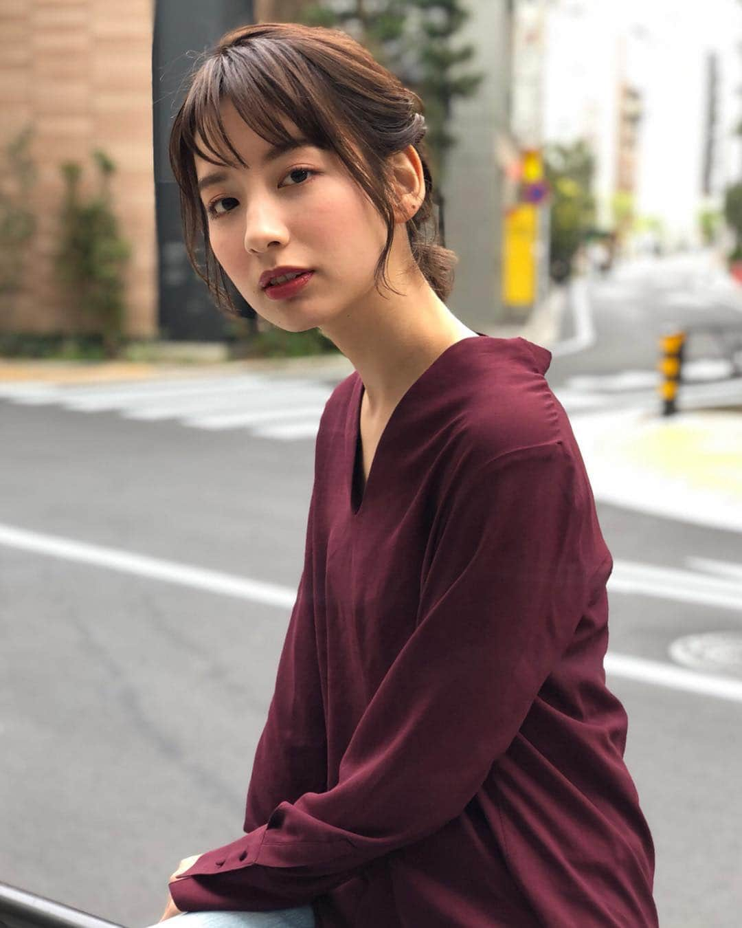 ヘアメイク&ネイル専門店 アトリエはるかさんのインスタグラム写真 - (ヘアメイク&ネイル専門店 アトリエはるかInstagram)「. 【アトリエはるかおすすめヘアアレンジ】 . ボブでもアレンジできますよ 作り込まず、ラフな印象に . こちらは、 宮下 亜紗実（@atelierharuka_miyashita）が担当しました！  モデルさんはずずかさん（@suppiii401） . . #アトリエはるか  #ヘアアレンジ  #ヘアセット #ヘアメイク  #結婚式  #花嫁  #プレ花嫁  #サロンモデル  #ボブアレンジ  #celvoke  #オレンジアイシャドウ #名古屋  #渋谷  #新宿  #池袋  #横浜  #有楽町  #なんば  #心斎橋  #天神  #hairarrange  #bridal  #헤어  #헤어스타일  #헤어세트  #헤어어레인지 #결혼  #신부  #결혼식」4月12日 6時15分 - atelierharuka_official