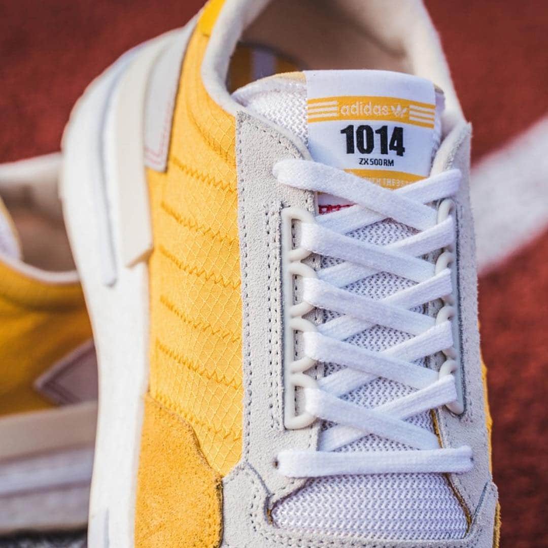 HYPEBEASTさんのインスタグラム写真 - (HYPEBEASTInstagram)「@hypebeastkicks: @adidasoriginals’ latest footwear pack pays tribute to marathon runner Frank Shorter of the 1972 Olympic Games. The number 1014 is emblazoned on the ZX 500 RM (the number of Frank), and xxxx on the I-5923 to honor the race’s “imposter” runner who took to the track near frank’s victory. Photos: @43einhalb」4月12日 6時33分 - hypebeast