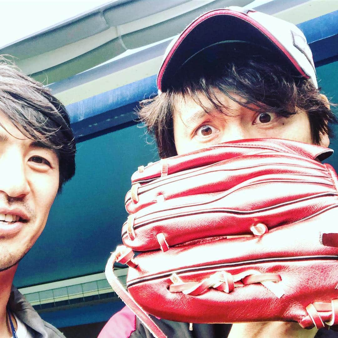 田中大貴さんのインスタグラム写真 - (田中大貴Instagram)「さて、この変顔さん誰でしょう？笑 ヒント:ご近所さん  久しぶりに長く喋りましたよ笑。」4月12日 7時04分 - daiki.tanaka_1980