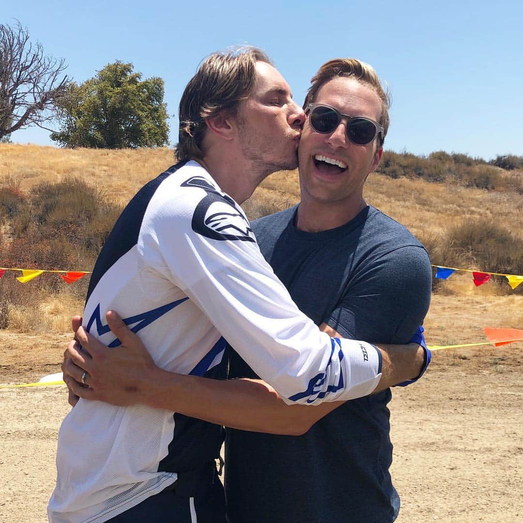 ライアン・ハンセンさんのインスタグラム写真 - (ライアン・ハンセンInstagram)「Ryan Hansen Solves Crimes on Television* has officially....been cancelled. 😭  But can you believe we got to do 2 amazing seasons of this insane show?!!! Thank you so much @youtube for taking a chance on a show with the longest/dumbest title.  @rawsonthurber @bojackson thank you thank you thank you!!! So proud of this show. Thank you to all who helped make my dreams come true. And thank you to everyone who could find it and watch it. 😘 #ryanhansensolvescrimesontelevision」4月12日 8時10分 - hiryanhansen