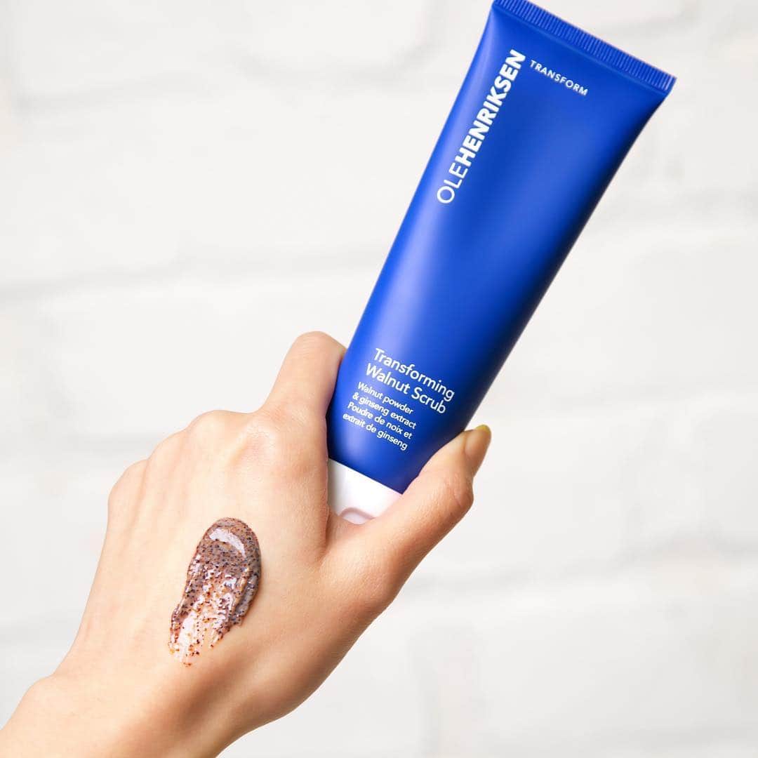 のインスタグラム：「We don’t want no scrub…unless it’s Transforming Walnut Scrub. Tap 💙 if you’re with us ⬇️」