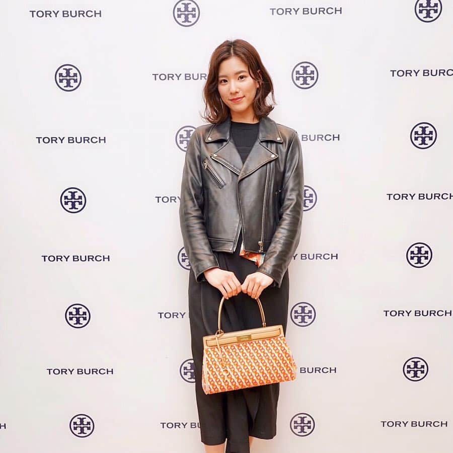 布川桃花さんのインスタグラム写真 - (布川桃花Instagram)「銀座店オープン👏🏻 @toryburch , #toryburchginza #toryburch #トリーバーチ」4月12日 10時43分 - momoka_fukawa