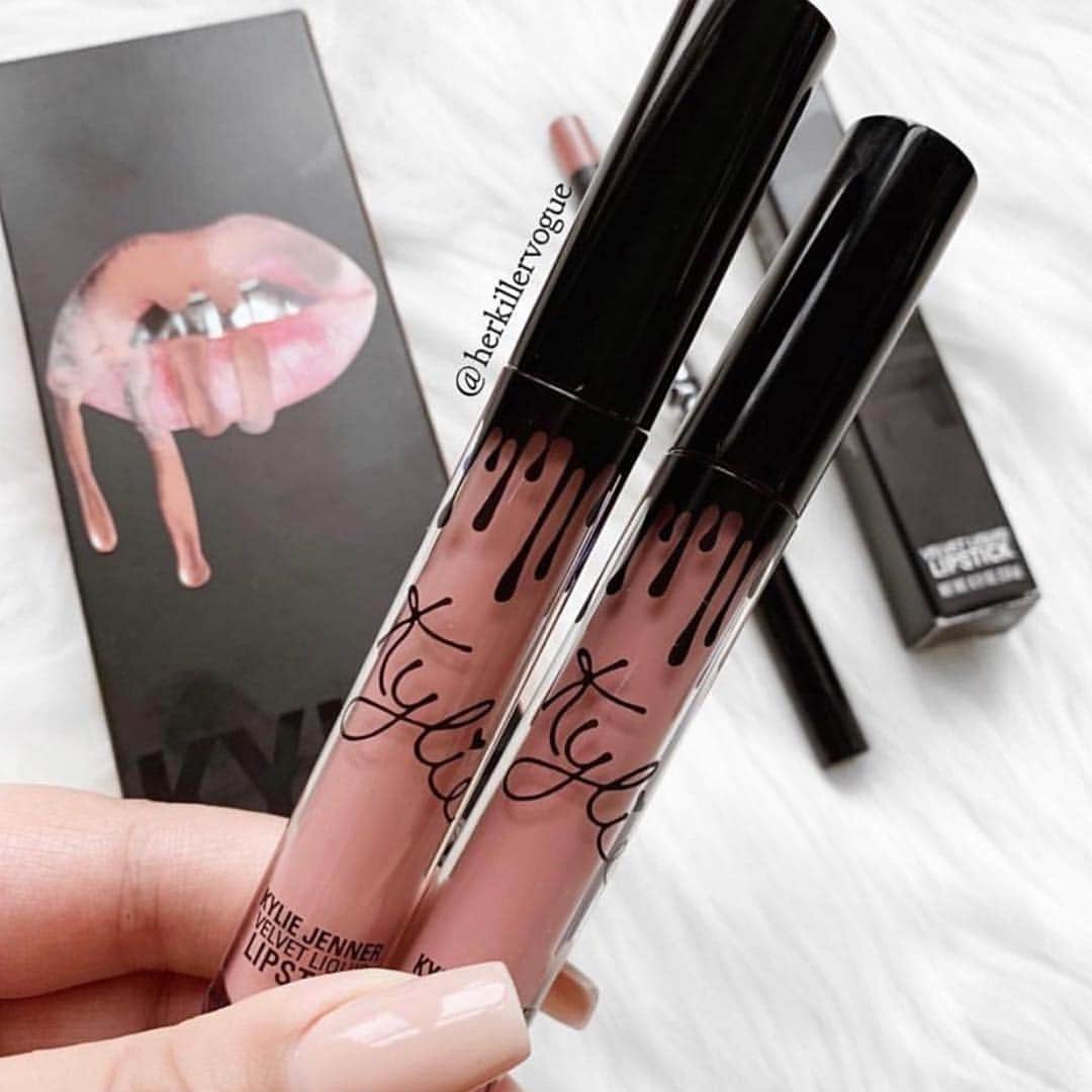 Kylie Cosmeticsさんのインスタグラム写真 - (Kylie CosmeticsInstagram)「Charm + Kylie #LipKits @herkillervogue」4月12日 10時46分 - kyliecosmetics