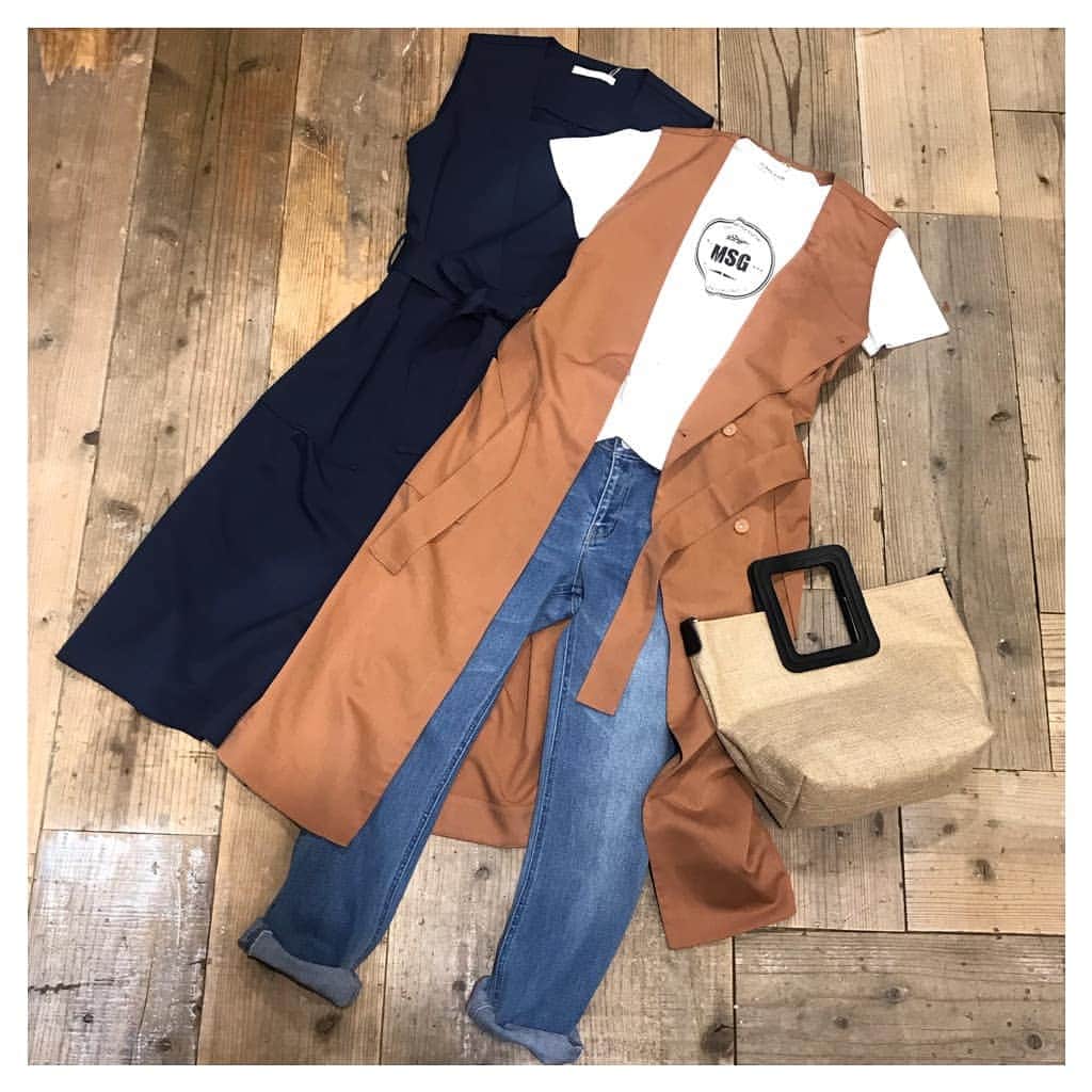 furryrate officialのインスタグラム：「【2019 spring summer collection】 . ▶ワンピース #2wayワンピース No.40009185 ベージュ/ネイビー/オレンジ ¥8,532- . . #furryrate #furry #ファーリーレート #ファーリー #spring #summer #collection #recommend #fashion #gilet #dress #ワンピース #2way」