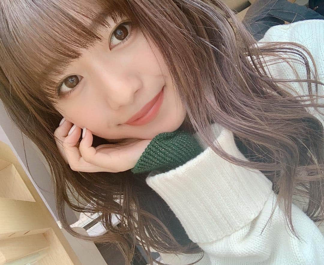 小室安未さんのインスタグラム写真 - (小室安未Instagram)「- 前髪と茶🦁 いつもありがとうございます🍦 ✂︎✂︎✂︎✂︎✂︎」4月12日 20時35分 - ami_komuro