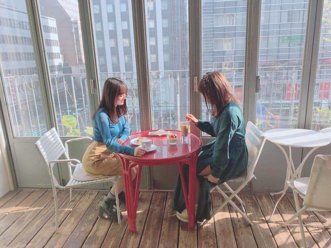 坂本遥奈さんのインスタグラム写真 - (坂本遥奈Instagram)「→→ カフェ巡りとかしたいなぁ🍰 名古屋でオススメのおしゃれカフェ 知ってたら教えてーー！(^^) ちなみにハルはラシックの地下での出現率多め☺️ #愛知#名古屋 #名古屋カフェ #栄カフェ #THEMIDWESTCAFE #MIDWESTCAFE #スムージー #まっぷる」4月12日 21時29分 - haruna_sakamoto_official