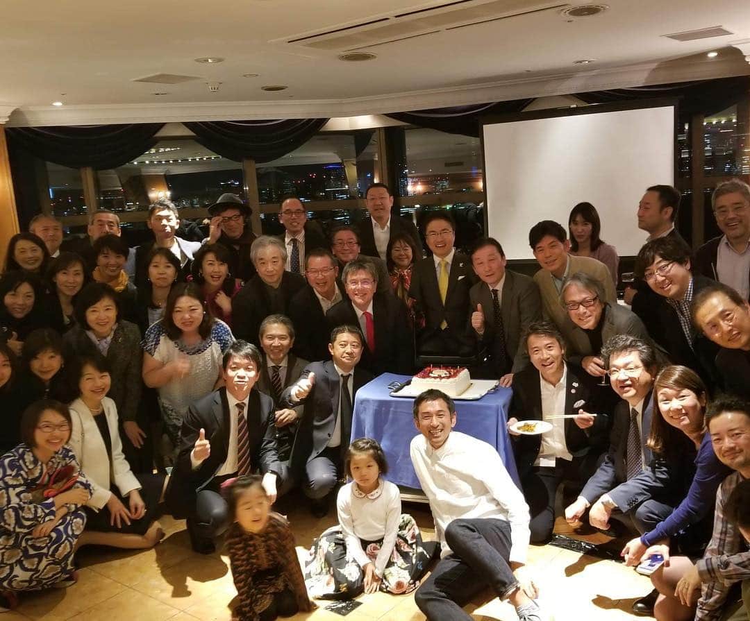 森川亮のインスタグラム：「友人達のバースデー。」