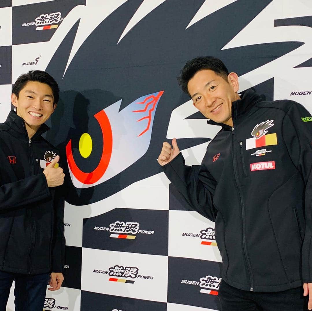 武藤英紀のインスタグラム：「いよいよ2019 SUPER GTが開幕します。  やれる事はやってきたし、あとはチーム無限を信じて走ります。  みんなでおもいっきり戦います💪  #teammugen #motul #honda  #nsx #mugen #advan #yokohamatire #supergt #開幕戦」