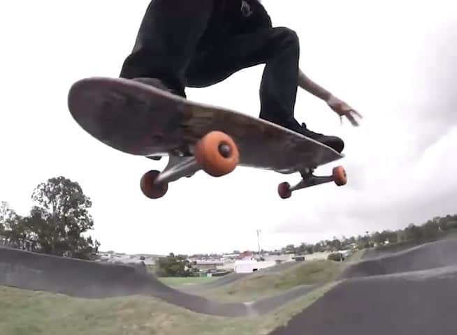 スラッシャーのインスタグラム：「📹 @tweestopher’s ‘MASHER VIII’ video is LIVE on ThrasherMagazine.com 📡」