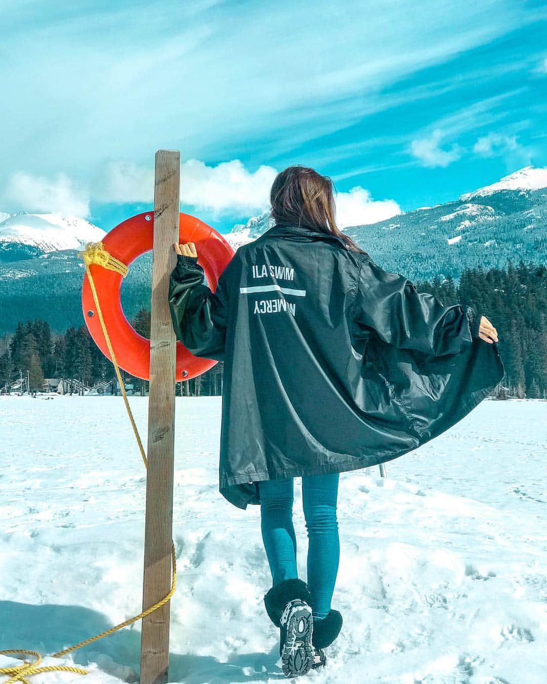 羽石杏奈さんのインスタグラム写真 - (羽石杏奈Instagram)「on the lake🏔❄︎ . シアトル到着〜！出会いと人の暖かさに感謝だらけの旅♡ #thankful #写真はカナダです🇨🇦笑」4月12日 13時22分 - hawaiianna913