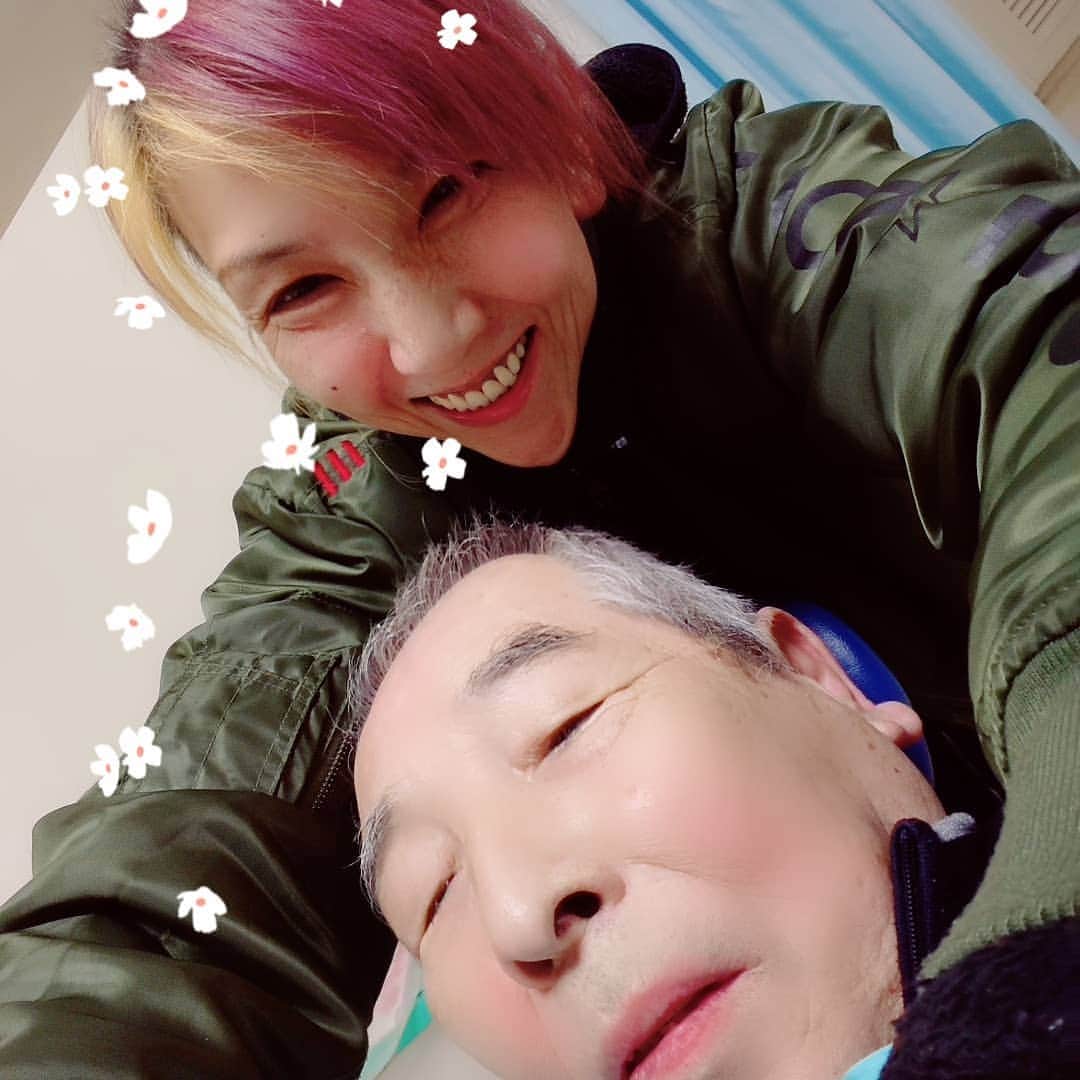 KAORUさんのインスタグラム写真 - (KAORUInstagram)「お父さん、歯医者のお時間です！(笑)  #お父さん #歯医者」4月12日 14時55分 - yukisaku_88