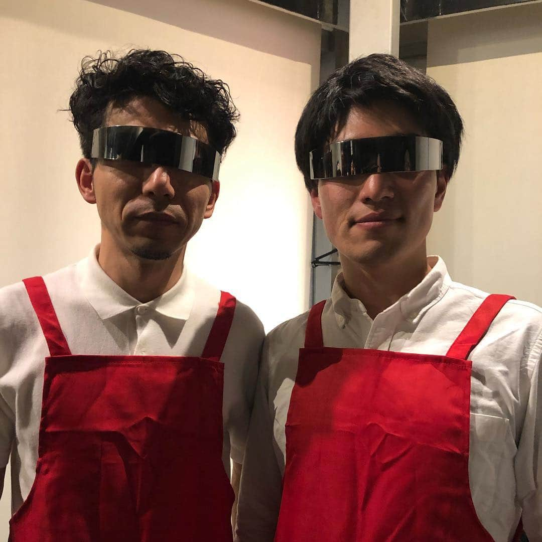 森慎太郎さんのインスタグラム写真 - (森慎太郎Instagram)「靴・流・通・センター 靴・流・通・センター #もりせいじゅ #ダフトパンク #事務所ライブ #ユニット」4月12日 14時52分 - doburockmorishintaro