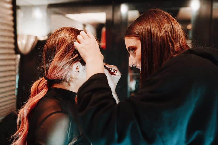 クリスシー・コスタンザさんのインスタグラム写真 - (クリスシー・コスタンザInstagram)「my fucking QUEEN who i never get to see @mirmua came glammed me for our show in Chicago and i was melting over this smoky red eye she created using @patmcgrathreal #pmglablove #mothershipV @baeth」4月12日 15時07分 - chrissycostanza