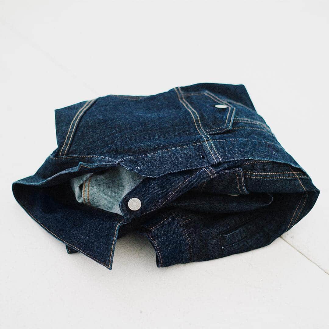 ユニクロさんのインスタグラム写真 - (ユニクロInstagram)「“Clean but doesn’t tire you out. Boy did I want a denim jacket like this.” -from Liferwear story 100 by Yataro Matsuura. uniqlo.com/lifewearstory100/086/us/ #denimjacket #lifewear #uniqlolifewear #デニムジャケット #メンズアイテム」4月12日 16時41分 - uniqlo