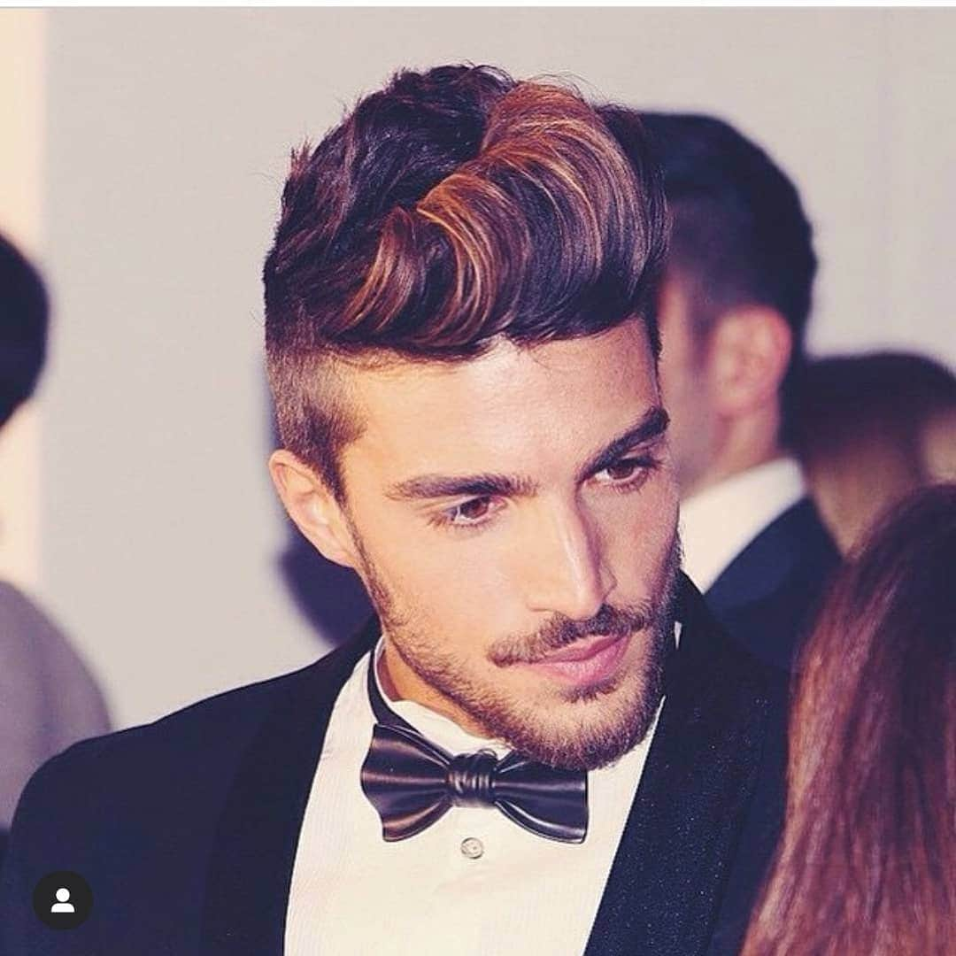 コルシネラベドリさんのインスタグラム写真 - (コルシネラベドリInstagram)「#corsinelabedoli #marianodivaio#fashion #milanodesignweek #milanodesignweek」4月12日 16時51分 - corsinelabedoli