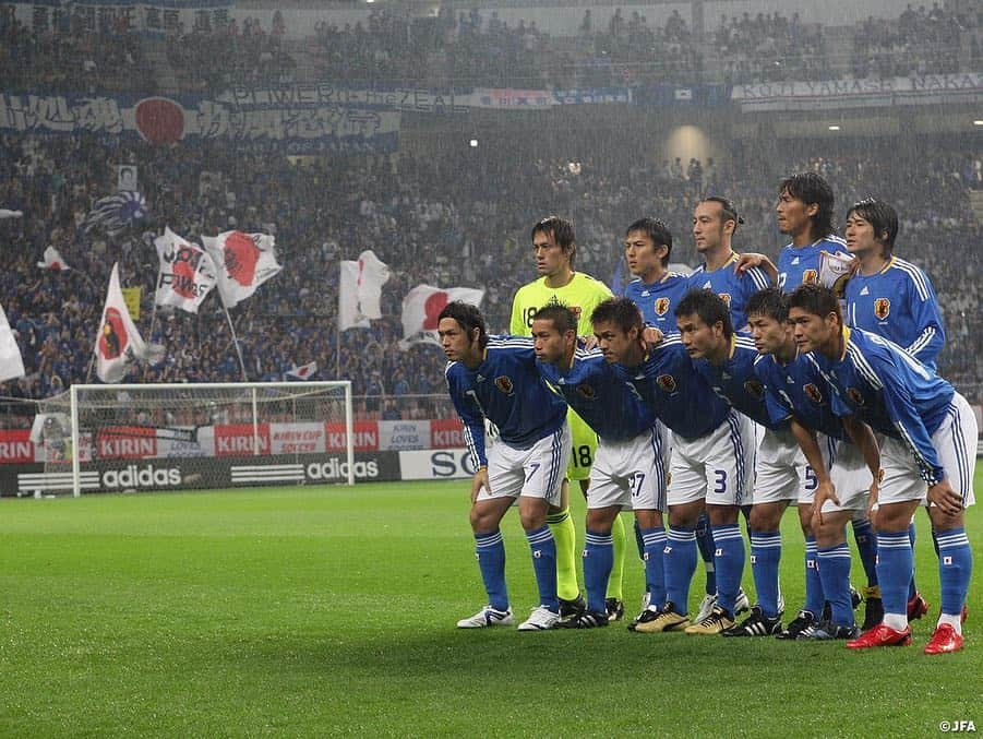 日本サッカー協会さんのインスタグラム写真 - (日本サッカー協会Instagram)「キリンチャレンジカップ2019（6/5＠豊田スタジアム)vs #トリニダードトバゴ （@ttfafootball ）🇹🇹 ✅ファミリーマート先行販売　申込は4/14(日)18:00まで！ 👉チケット情報は JFA.jpへ ・ 日本代表戦＠豊田スタジアムをプレイバック！ 第一回は長友佑都選手、香川真司選手が日本代表デビューを飾ったこの一戦。のちに日本代表監督に就任するヴァイッド・ハリルホジッチ氏が率いたコートジボワールとの対戦だった。 ・ 📅2008.05.24 📍豊田スタジアム キリンカップサッカー2008 日本 1-0 コートジボワール ⚽得点 21' #玉田圭司 ・ [監督] 岡田武史 [出場選手] #楢﨑正剛 #中澤佑二 #田中マルクス闘莉王 #駒野友一 #長友佑都 #遠藤保仁 #松井大輔 →75'#香川真司 #今野泰幸 #長谷部誠 #玉田圭司 →75'#矢野貴章 #大久保嘉人 ・ [控え選手] #川口能活 #川島永嗣 #寺田周平 #阿部勇樹 #井川祐輔 #中村憲剛 #鈴木啓太 #山瀬功治 #高原直泰 #巻誠一郎 ・ #jfa #daihyo  #SAMURAIBLUE」4月12日 17時49分 - japanfootballassociation