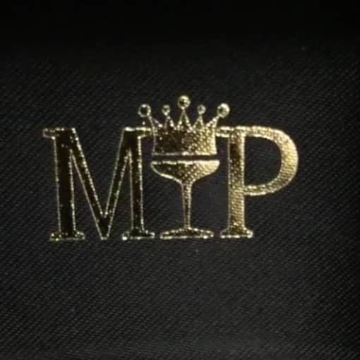 五十嵐麻朝のインスタグラム：「MIP展示会のお知らせ  遂に初めての展示会を開催致します！！ 納得行くまで修正を加え、素敵な作品が出来上がりました。 是非、展示会に足を運んで頂きたいと思います。 1人1人丁寧にお話したいので、ご来場希望のお客様は、お名前、ご希望日時をmipgroup.jewelry@gmail.comまでご連絡頂ければと思います！ ※当日、ご予約無しでのご来場も可能ですが、ご予約の方を優先させて頂く為、お待ち頂く可能性がございます。  日時 4/18(木)〜21(日)の四日間 14時〜18時 場所  ASP 東京都港区六本木4-8-12 MIYASHITAビル2階 地下鉄六本木駅 徒歩1分(6番出口) 渋谷、西麻布方面から 六本木交差点を越えて一本目(俳優座)を左折し、すぐ右折。焼肉龍叶苑のあるビルの2階。  #mip #ジュエリー #展示会 #五十嵐麻朝」