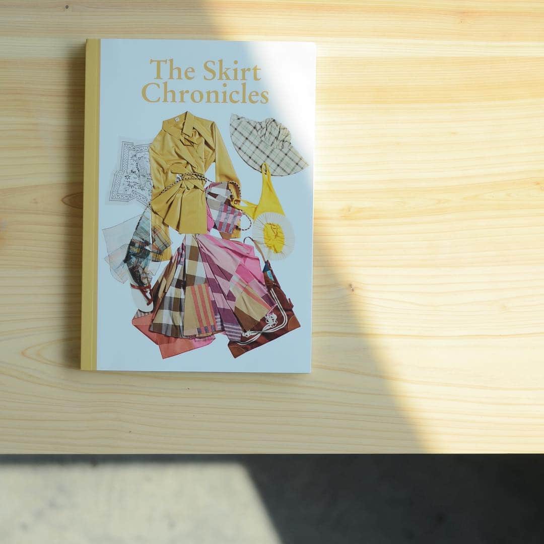 MOONSTARのインスタグラム：「“The Skirt Chronicles”  掲載していただきました。 We participate in this beautiful volume.  #moonstar #ムーンスター #madeinkurume」