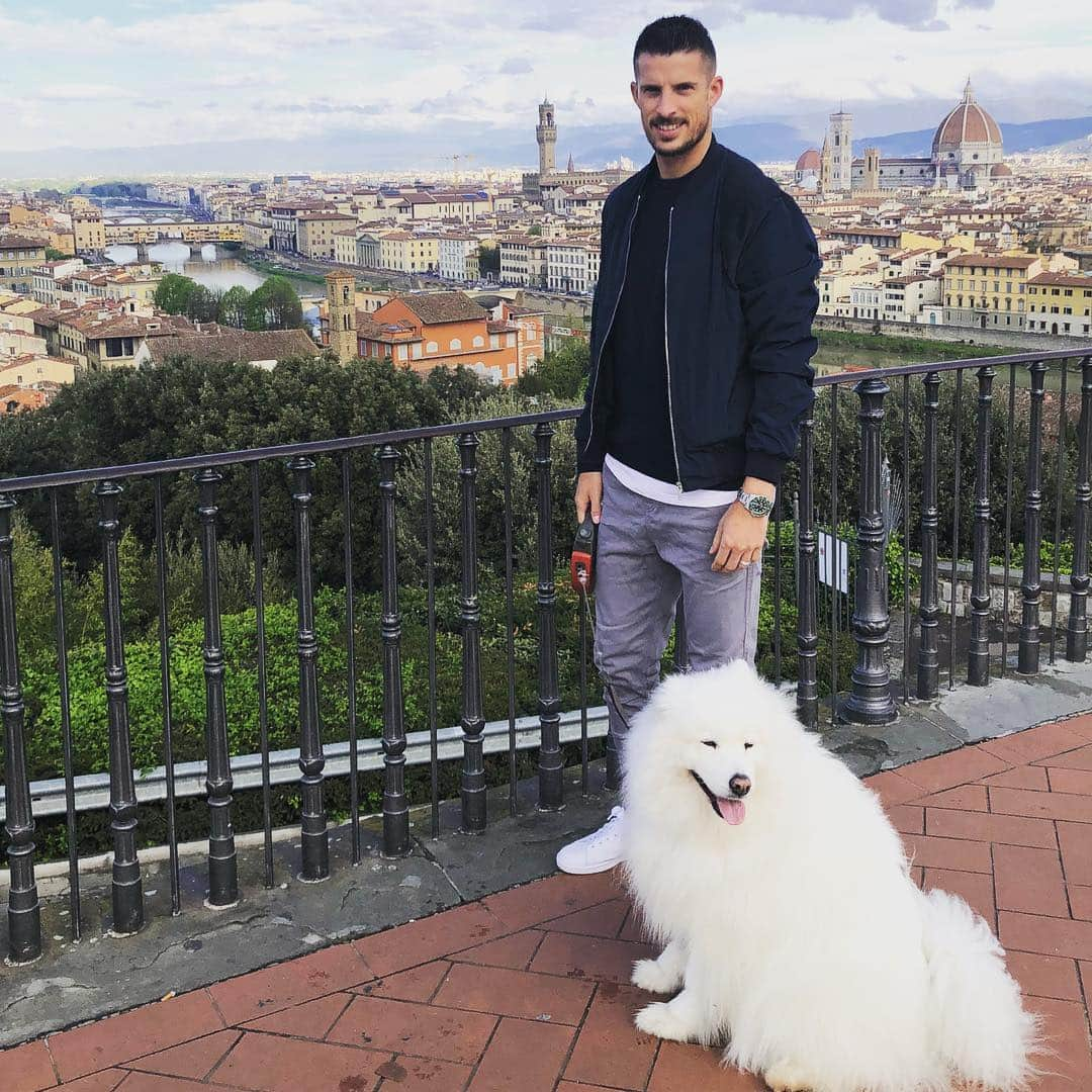 ケヴィン・ミララスさんのインスタグラム写真 - (ケヴィン・ミララスInstagram)「Firenze 💜」4月12日 18時31分 - kmirallas11