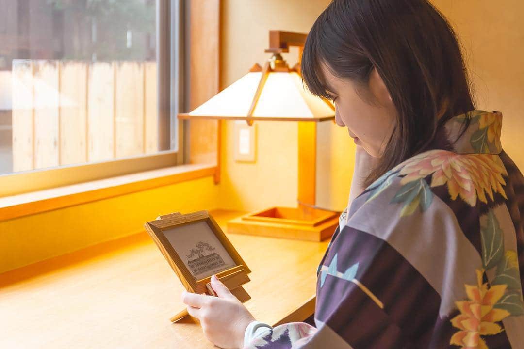 東北女子さんのインスタグラム写真 - (東北女子Instagram)「. 偶爾也要住好一點的溫泉旅館 . 若來山形天童的櫻花祭，推薦可以來住這間 #湯の香松の湯 客室種類非常多，有附露天溫泉的，附讀書室！？ 還有兩層樓的～ . 雖然太豪華價錢不太便宜😂 但想來個悠哉地孝親之旅是還不錯喔👍 . . 📍2019天童櫻花祭：4月20日、4月21日 📍旅館交通：JR天童站可預約接送 . . . #東北女子hotel #日本東北 #山形 #日本旅館 #日本溫泉 #温泉好き #山形旅館 #山形溫泉 #日本山形 #天童旅行 #露天溫泉 #東北女子 #天童 #yamagata」4月12日 18時53分 - tohoku_girl_official