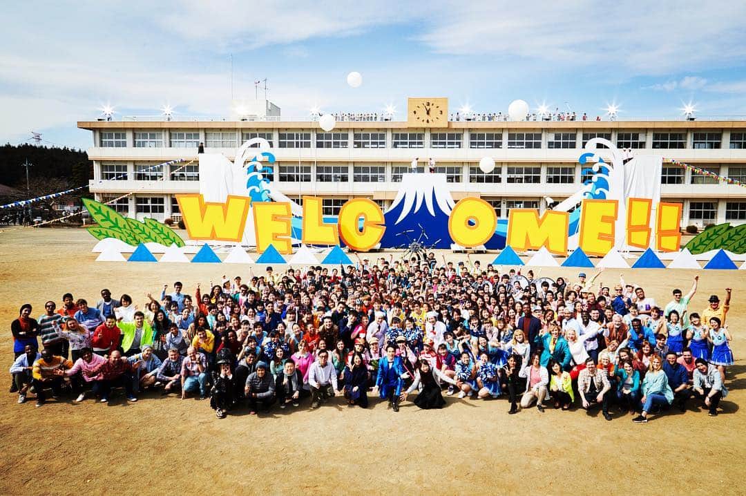のインスタグラム：「東京海上日動さんのCM「挑戦シリーズ『READY TO GO！ 東京2020への挑戦』篇」に出演させて頂きます！！ 素晴らしい環境の中、たくさんの共演者の皆さんやスタッフの方々と挑戦しつくり上げた作品。2020年をワクワクしてもらえるようなCMになっていると思いますので是非ご覧ください！ 約7年ぶりにダンスにも挑戦させて頂きました🙌  放送は明日4/13(土)からです！  #東京海上日動 #READYTOGO！ #その挑戦が未来を変える」