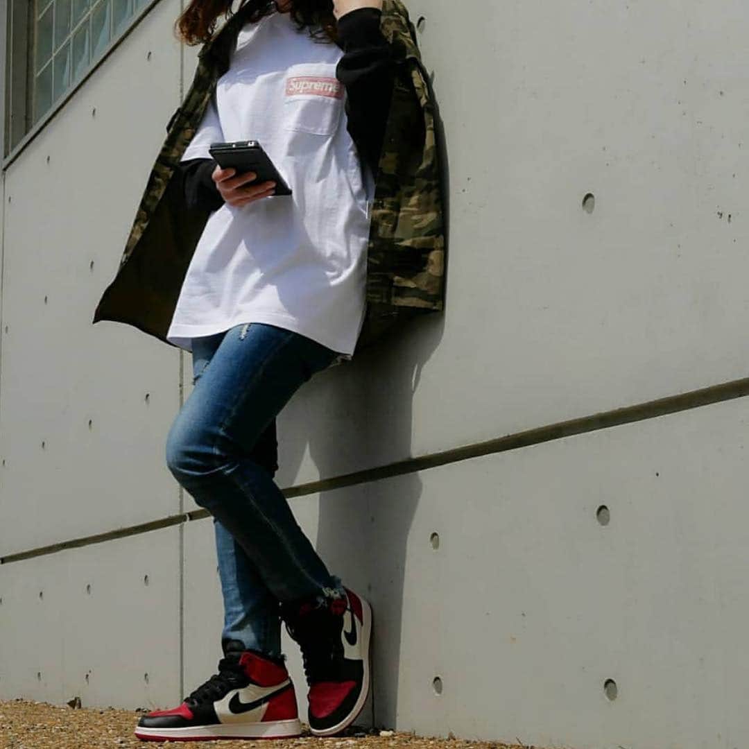japanese_sneaker_style_magさんのインスタグラム写真 - (japanese_sneaker_style_magInstagram)「. . . #ジャパスニ女子 タグより#ジャパスニピックアップ . . . model➡️ @_black.kao_ 👟 #NIKE  #jordan1bredtoe を使った#スニーカーコーデ ✨✨ ぜひ皆さんも参考にしてみては？💥💥 . . . #ジャパスニ #ジャパスニ女子 #ジャパスニピックアップ #sneaker #kicks #スニーカー #スニーカーコーデ #スニーカー男子 #スニーカー女子 #ナイキ #ナイキスニーカー #Jordan #Jordan1 #ジョーダン #ジョーダン1 #supreme #supremenyc #シュプリーム」4月12日 19時26分 - japanese_sneakerstyle
